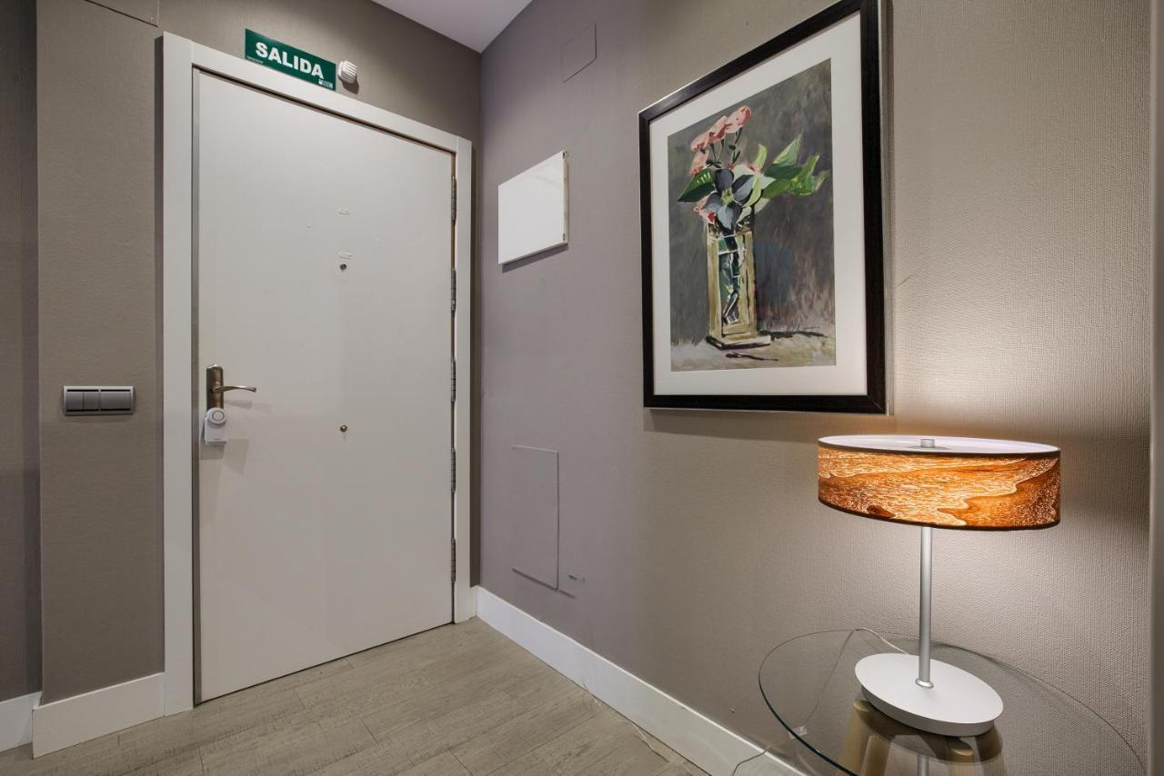 Appartement Charming Madrid Catedral Extérieur photo